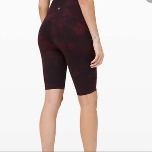 Lululemon align super high rise 10” shorts